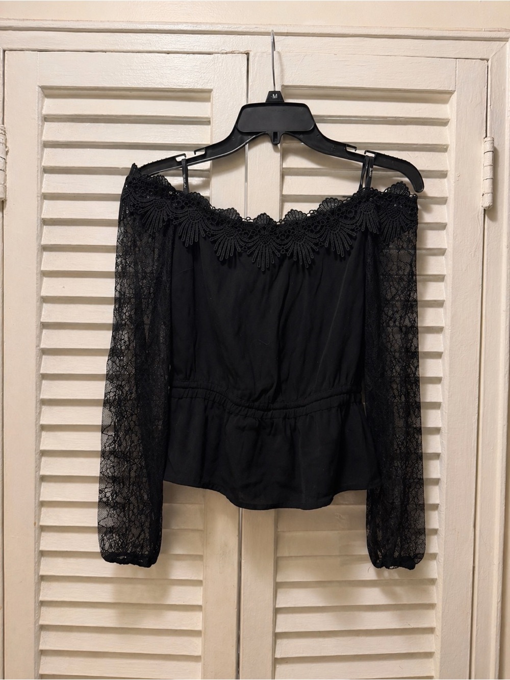 Bardot 🖤 Charlston Off Shoulder Top - Picture 2 of 7